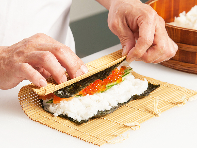 cách làm món sushi nhật bản ngon tuyệt chỉ trong 30 phút