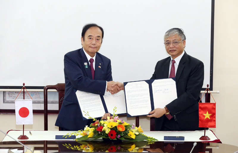 Bộ LĐ - TB & XH ký thỏa thuận với tỉnh Saitama - cơ hội cho lao động Việt